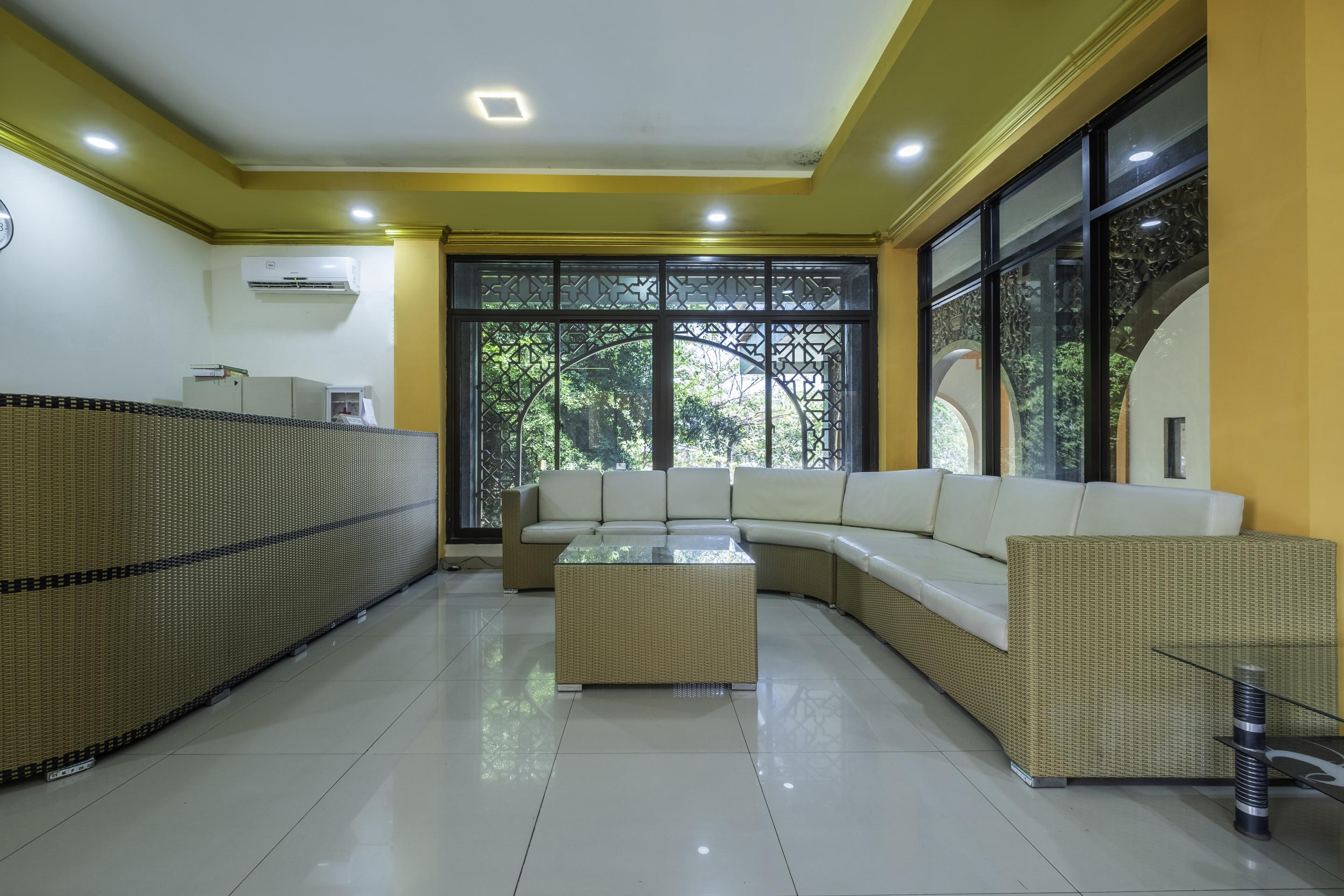 Oyo 2132 Pondok Avicenna Cirebon Ngoại thất bức ảnh